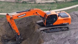 43K views · 984 reactions | Sit back, relax, and watch this Doosan dig. Thanks to Fast Track Road Construction Nepal for the video! More about the DX225LC-5: https://goo.gl/yZCbYN Find your nearest dealer: https://goo.gl/Y672Wk | Develon Europe | Facebook