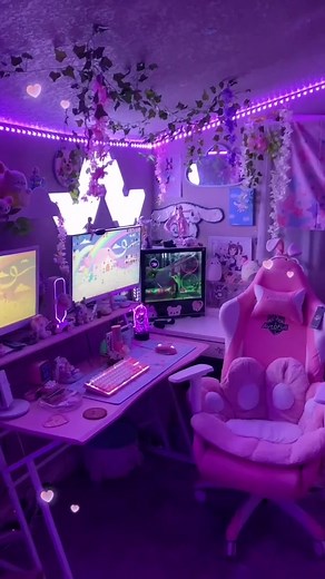 Pink E-Girl Gaming Setup with Plants 🎮🌱