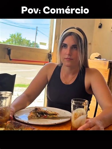 Engraçados Momentos no Comércio com Meme de Granola