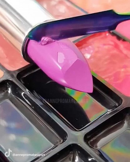 Satisfying Makeup Deconstruction And ASMR Thanks to: https://www.tiktok.com/@annepromakeupart https://www.instagram.com/annepromakeupart | BuzzFeed Australia