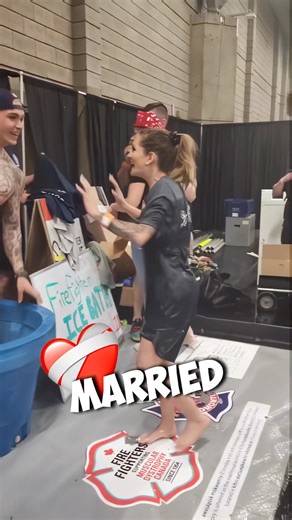 Ice bath challenge with a complete stranger ❤️