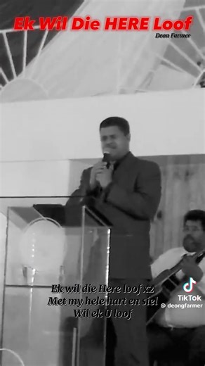 Past Deon Farmer ❤ Man van die Here hy sing tot diep in jou siel... Dink jul in met hom op 'n groot stage en wat crowd lei in lofsang en aanbidding..🙌🏼🙌🏼 Die Here seen jou en gesin Past D❤ | Kathleen White