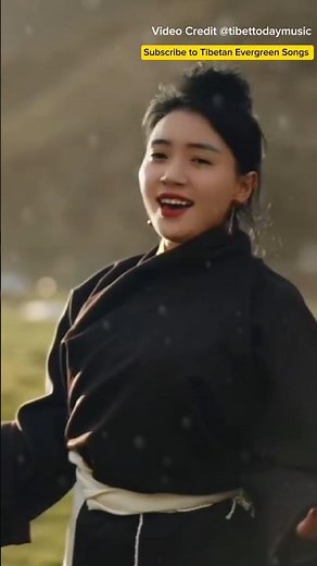 Tibetan Folk Song by a Beautiful Singer!