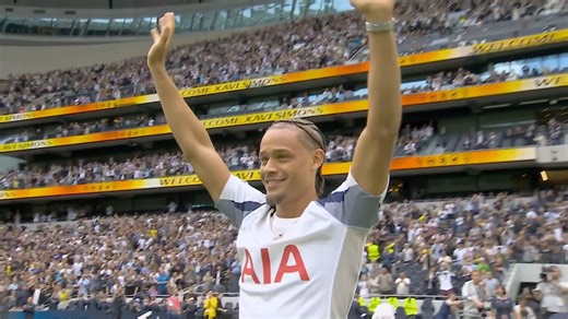 Spurs' latest signing Xavi Simons walks out at the Tottenham Hotspur Stadium for the first time 🤩 | Sky Sports Football