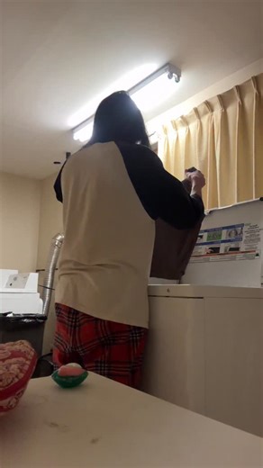 In case you see the Lexus commercial for Christmas with the Landslide song playing in a very unrealistic scene that’s supposed to be about meaningful and fleeting moments 🙄 Christmas Eve for many of us will not include a luxury vehicle with Fleetwood Mac playing in the background. You can keep your fancy car but I’m taking back the @fleetwoodmac song 😏 And yes life is most definitely fleeting and I am feeling incredibly GRATEFUL tonight 🙌❤️ Happy Christmas Eve ✨love you tons!! ~𝓑𝓲𝓻𝓭𝓲𝓮 #