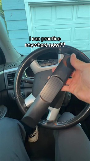 Practice Guitar Anywhere: Portable Tips for Beginner Guitarists
