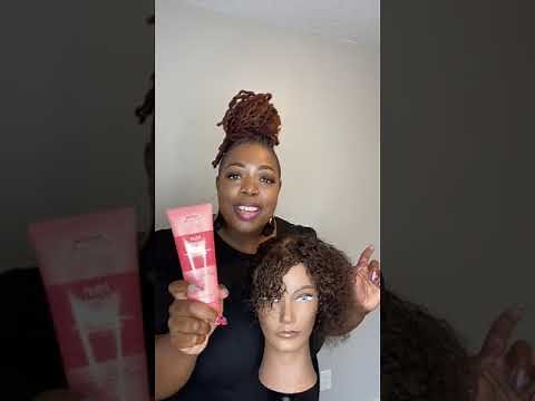 How to Apply the Nutriplenish™ Curl Gelée with Stacy Reid | Aveda
