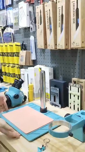 #RF4tools RF-7050PO4 microscope assembly video wa.me/ 8613670543800 Wechat：13670543800 #rf4 #RF4tools #kailiwei #youtools #repair #tools #solderingstation #multimeter #microscope #glue #phone #phonerepairtools #phonefixtools #appleiphone #smartphonerepairtools #lasermachine #reworkstation #iphonerepairtool #precisionscrewdrivers #tweezers #mobilephonerepairspecialist #mechanic #sunshine #yaxun #yihua #yangycs #quick #mijing #KSLID | Rffour Toolsfactory Alice