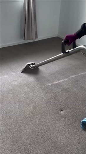 Cleaning floor carpets using a vacuum cleaner from dirt and dust #youtubeshorts #trending