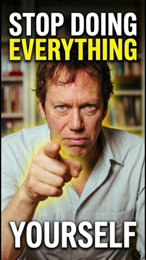 Let Others Work — You Take the Spotlight | Robert Greene 🧠 #lifeadvice