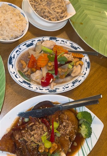 If I’m craving Thai in Belfast, it’s Bo Tree Kitchen. No debate. 🍜✨ 📍65-67 University Ave, Belfast BT7 1GX 🍜🔥 #thaifood #belfastfood #belfastfoodreviews #nifood #hollythedestroyer