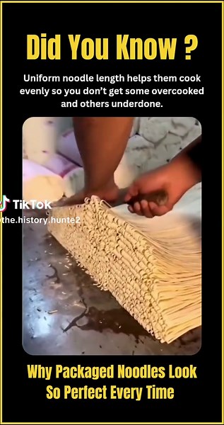 Ever wondered how packaged noodles always look so neat and identical? It’s not by accident—it’s precision engineering in food production. During large-scale manufacturing, dough is stretched and cut at very high speeds. This process can leave the ends uneven or slightly damaged. To fix this, manufacturers trim the edges so every bundle has the exact same length, weight, and shape. This consistency is important because: It helps automated machines package noodles efficiently It ensures even cooki