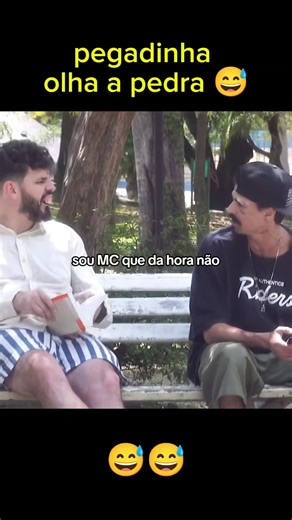 pegadinha olha a pedra 😅#dorival #sorria | Pegadinhas Brasil