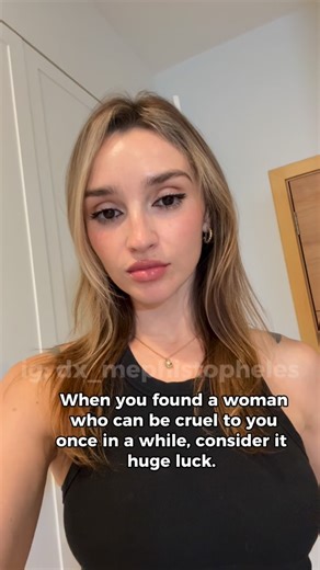 Alla Mephistopheles on Instagram: "🤓"