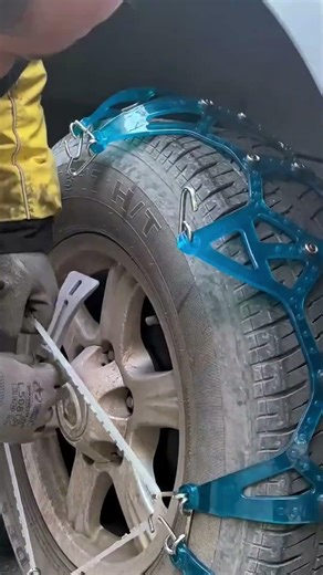 This TIRE ANTI-SLIP Trick… and WOW 😱⚙️