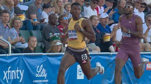 Knighton effortless in 200m semifinal victory
