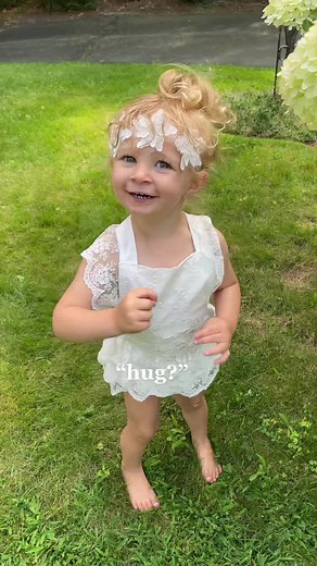 In Need of Hugs: The Huggy Huggy Trend