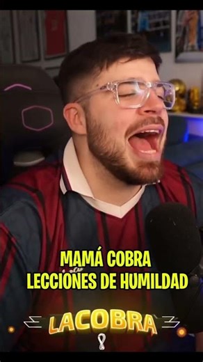 The mom is still giving lessons to La Cobra😂🤯