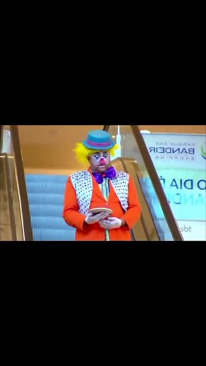 Clown Cake Prank...!!! #prank #pranks #prankvideo #prankchallenge #prankster #pranksgonewrong #cakelover #funnyreelsviral #funnyreels #funnyvideos #funnyshorts #funny #funnystuff #trendingreels #trend #trendingvideo #trendingpost #viralreelsシ #viralreelsfb #viralshort #virals | Daily WTF | Facebook