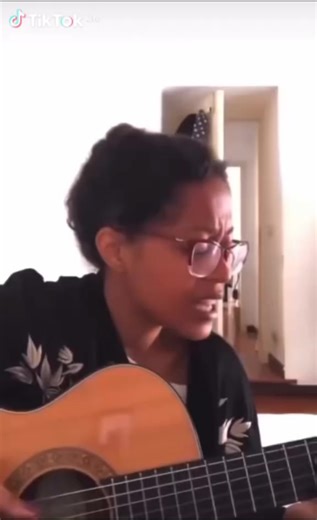 3.3K views · 175 reactions | Angola chora Sara Tavares Paz a sua Alma! | Eu amo Angola | Facebook