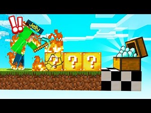 Playing A LUCKY BLOCK RACE In MINECRAFT!