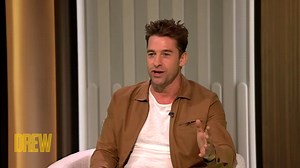 Scott Speedman Says He Borrowed a Tub from Neighbor 'We Don't Know' for Girlfriend's Home Birth