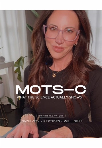 MOT Sc is one of the most interesting mitochondrial peps being studied right now. What we know in humans so far: • circulating levels appear to decline with age • exercise may increase endogenous MOT S-c signaling Most of the exciting findings people talk about online come from preclinical research. In animal studies, MOT S-c has been linked to better metabolic health, improved insulin sensitivity, and greater running capacity. There is also emerging mechanistic work suggesting a role in muscle 