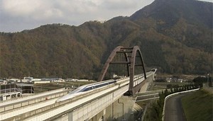 Japan’s Maglev train blazing past at 310 mph stuns reporter: Watch