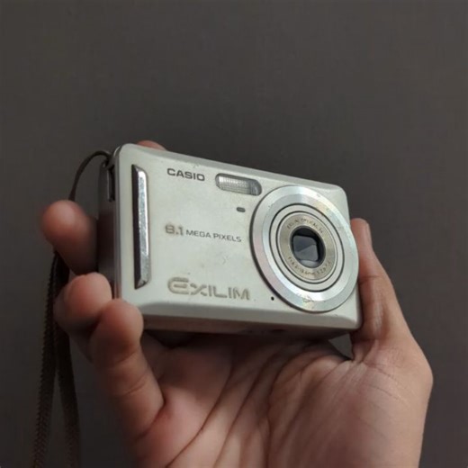 Digital Camera on Instagram: "!! SOLD !! Casio Exilim EX-Z9 . Includes Battery Charger (depends on availability) Memory Card . Price - . Issue - none . Specifications 8.1 Megapixel 3x Optical Zoom"