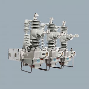 NOVA NX-T triple-single recloser