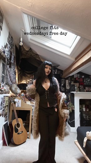 Goth College Outfits for Creative Students