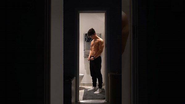 Watch This Before Your Next Workout – Elliot Burton