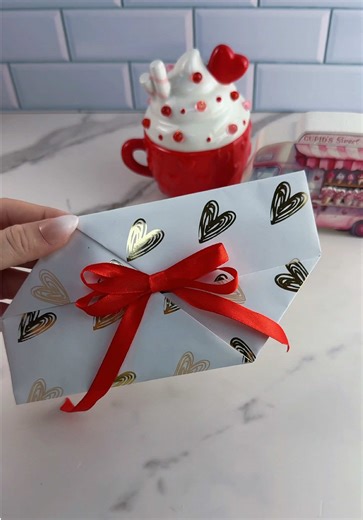 Creative Valentine's Day Gift Folding Technique