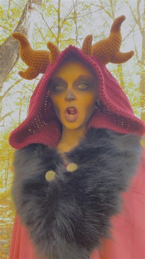 This Horned King hood is going in the shop today!!! Just in time for Halloween, and cold weather. So spooky and cozy! ❤️🖤💚✨ https://taysfaecreations.etsy.com #crochetfairy #hornedking #halloween #spooky #spookyseason #mushroomhat #handmade #fairyaesthetic #fantsay #mushroomfairy #outdoors #fantsaycostumes #autumn #spring #summer #winter #wanderer #checkoutmystore #fairiesdream #meadow #flowers #clovers #ivy #fairytale #mushrooms #strawberries #blueberries #makingmagic #fairylife #etsyshop #sho