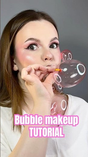 Bubble makeup tutorial❤️ Should I make it a different color? 🤔#beautyhacks #makeup