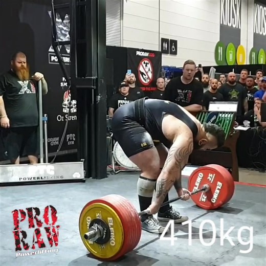Dylan Hellriegel deadlifts 410kg at ProRawXI | ProRaw Powerlifting