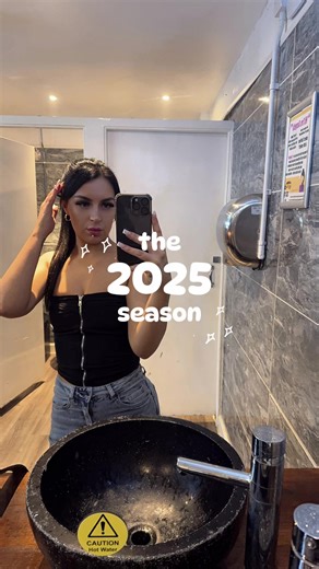 I’ve met some of the best & worst people, grown some of the best friendships, there’s been highs & lows, smiles & tears, heartbreak, one of the worst years of my life. And I cannot wait to say good bye to it. Here’s to 2026💙 #CapCut #2025 #rewind #fyp #explorepage✨