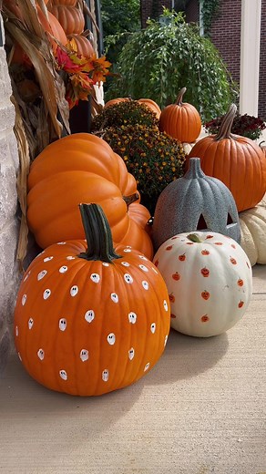 Easy Pumpkin Painting Ideas for Halloween Fun