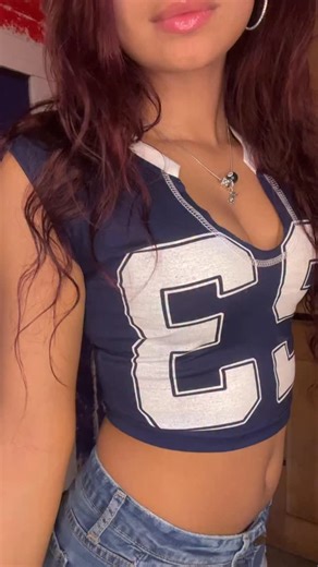 @sevensznnn on Instagram: "No me porta 🤧 . . #oftd #mamasota #karolg #reels2026 #ᴇxᴘʟᴏʀᴇᴘᴀɢᴇ✨"