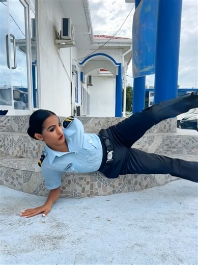 Guyanese police baddie... #blackbushgyal♥💫🖤 #blackbushpolder #guyanatiktok🇬🇾 #trini_tiktoks