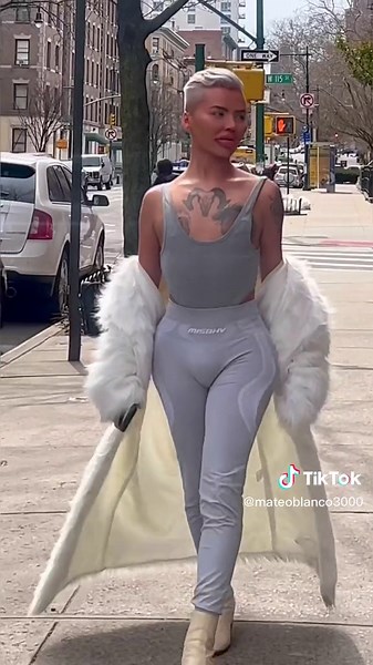 That’s a wrap… Next stop, London 🇬🇧💋 #nyc #newyork #filming