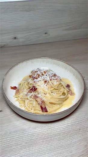 Want to make real carbonara at home? 🤭