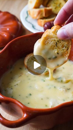 Gemma Sokol on Instagram: "Baked brie fondue & rosemary garlic bread! 🧀🥖✨ This delicious brie fondue is absolutely delicious, perfect for sharing and makes you feel like you’re at après-ski in the alps (except… you’re just at home!). Inspired by the lovely @wishbonekitchen brie fondue, and here I’ve added some garlic, rosemary and is served with a rosemary garlic butter baguette (garlic bread). Ingredients: 1x brie (250g) 2 glugs of white wine 2 tbsp finely chopped fresh rosemary 2 garlic clov