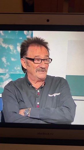 Paul Chuckle paying tribute to Barry chuckle￼