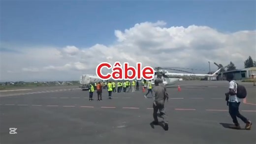 #RDC: ‼️🛑🚨Le tout premier atterrissage fonctionnel à l'aéroport international de Goma. Vivian van de Perre, @ottoplatus Représentante spéciale du SG par intérim et Cheffe de la @MONUSCO par intérim est arrivée à l’aéroport de #Goma par voie aérienne jeudi matin, marquant une étape opérationnelle importante après une interruption prolongée de l’accès aérien à la ville depuis janvier 2025. | Congo news actu