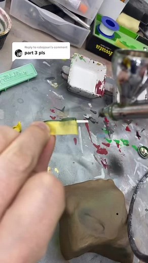 Reply to @robojose one more after this as we good. #riddler #thebatman #models #moebiusmodels #retro #airbrush #hobby #dcuniverse