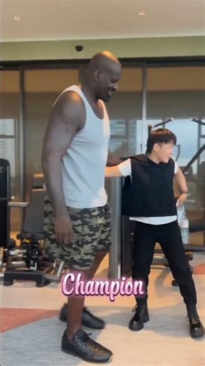 “Nobody Can Lift Shaq… Right? 😱 💪 #nba #basketball