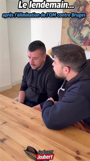 Vous connaissez quelqu'un dans cet état ? Bizatous Retrouve moi sur scène 👇 30 et 31 janvier : Alès (Le Sosie A quel moment ça a merdé) 07 février : Drap (Le dîner de cons) 07 et 08 février : Avignon (Geek expo) RETROUVE-MOI SUR MES RESEAUX INSTAGRAM : https://www.instagram.com/anthonyjoubert.officiel/ TIK TOK: anthonyjoubertpro FACEBOOK : https://www.facebook.com/Anthony-Joubert-167752419920021/ YOUTUBE : https://www.youtube.com/@anthonyjoubert13 TWITTER : https://twitter.com/ANTHONYJOUBERT2 S