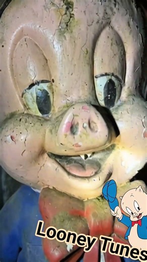 POV: I Found the Abandoned Looney Tunes Studio (SCARY) 😱🥕 |#shorts