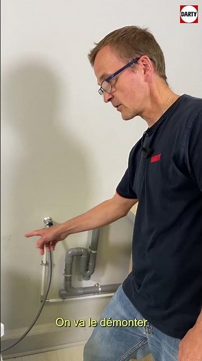 How to Dismantle a Water Supply Hose WITHOUT Flooding the Room 💧🔧